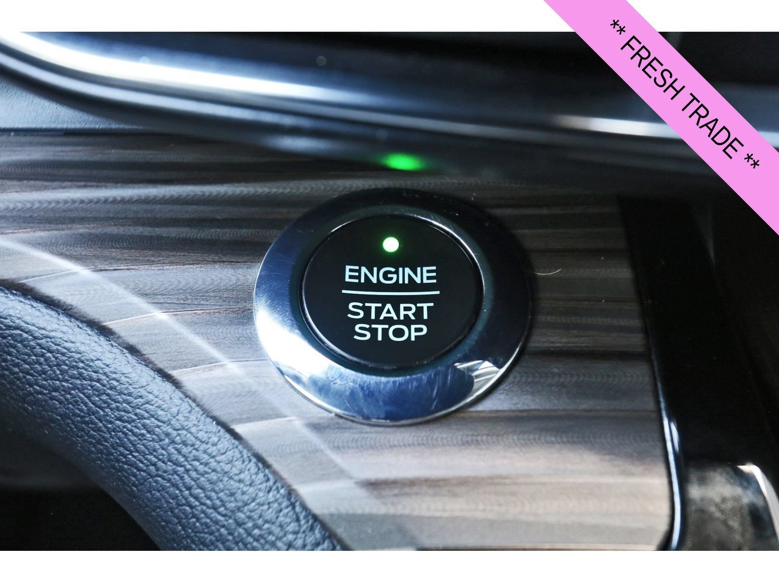 Used 2021 Ford Explorer Limited w/ Equipment Group 301A RWD image 29