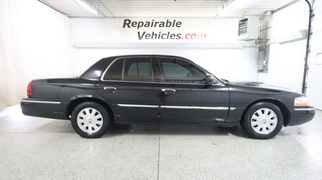 Used 2004 Mercury Grand Marquis LS RWD image 4