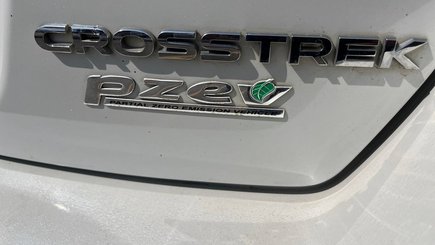 Used 2017 Subaru Crosstrek 2.0i Premium w/ Moonroof Package AWD/4WD image 24