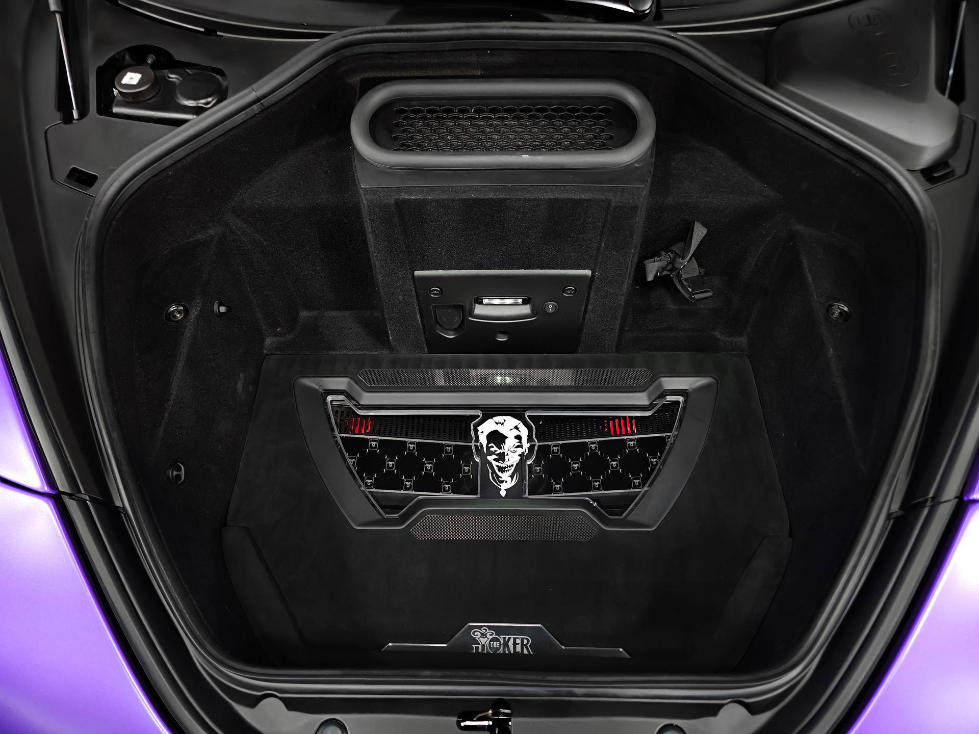 Used 2019 McLaren 720S RWD image 3
