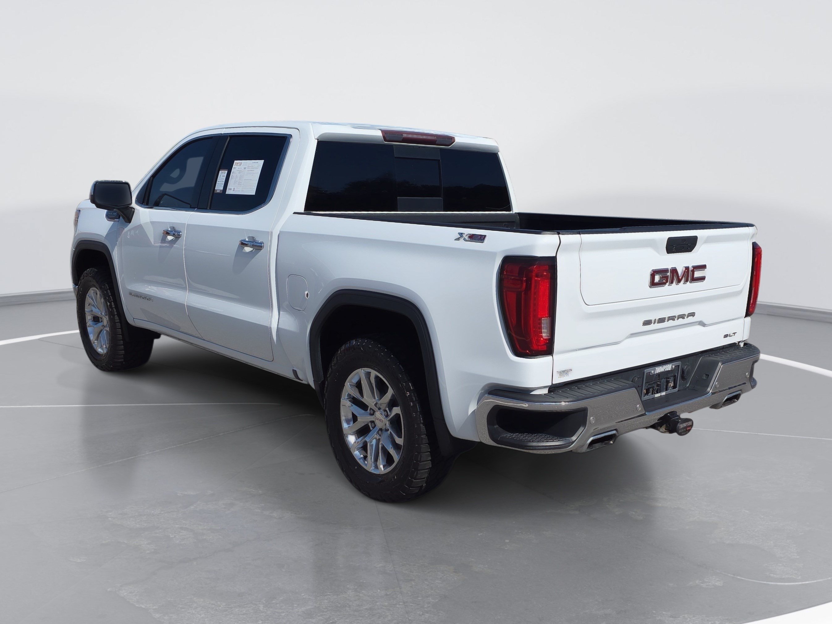Used 2020 GMC Sierra 1500 SLT w/ SLT Premium Plus Package AWD/4WD image 5
