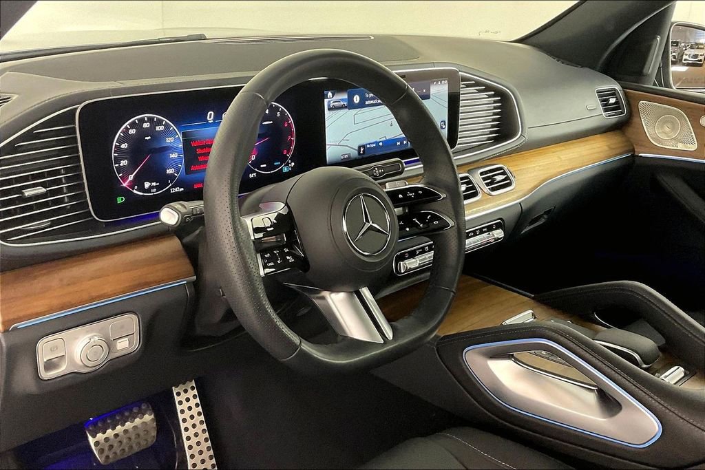 New 2025 Mercedes-Benz GLS 450 4MATIC image 6