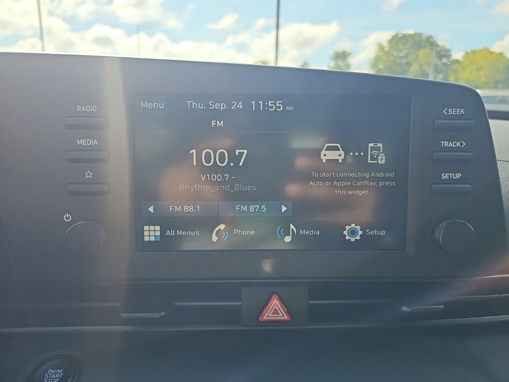 New 2026 Hyundai Elantra SEL Sport FWD image 18