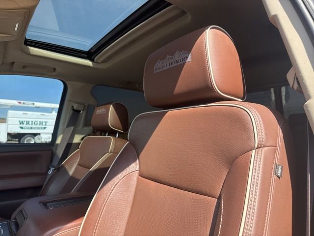 Used 2019 Chevrolet Silverado 2500 High Country AWD/4WD image 12