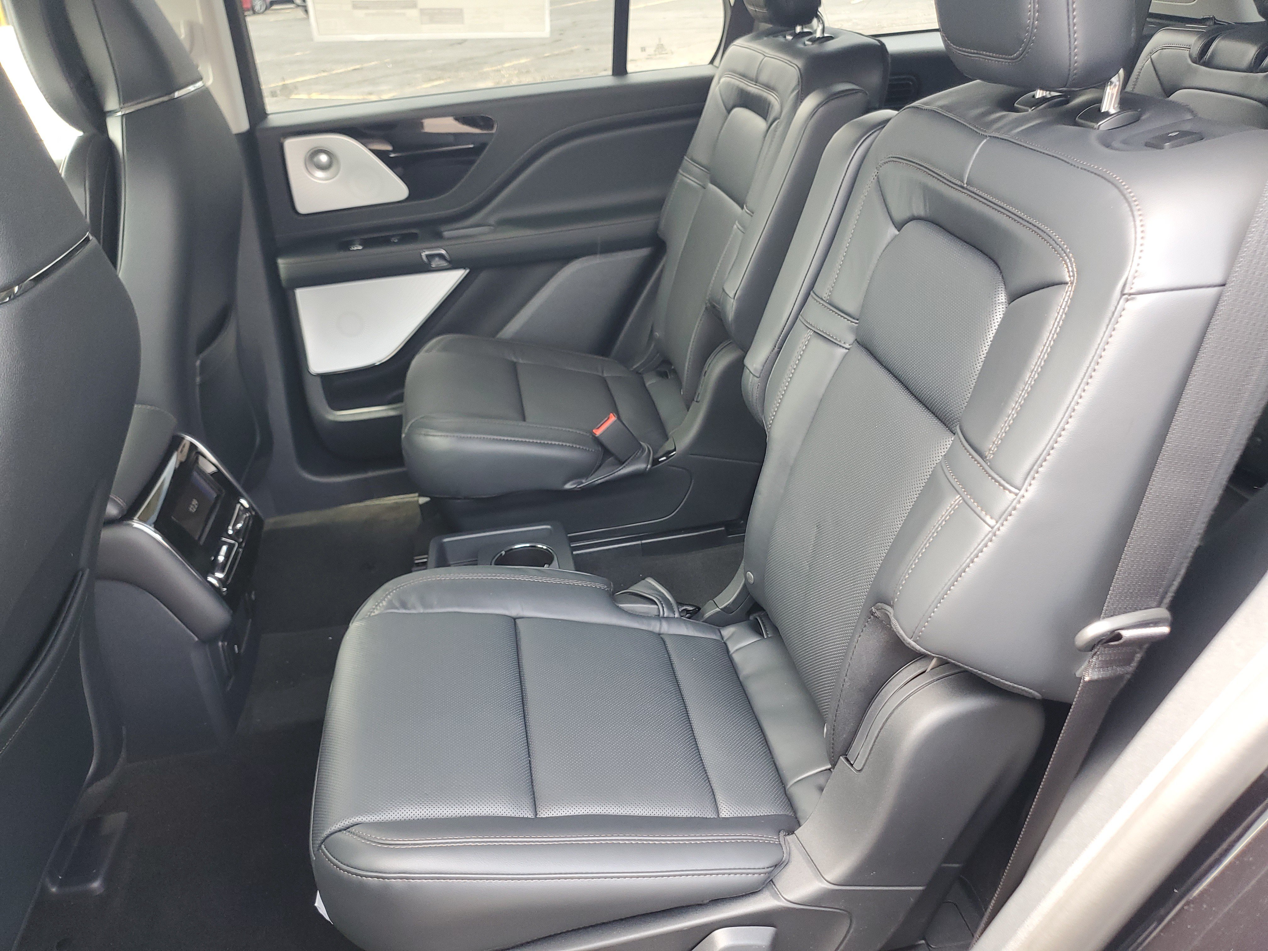 New 2026 Lincoln Aviator Reserve AWD/4WD image 27