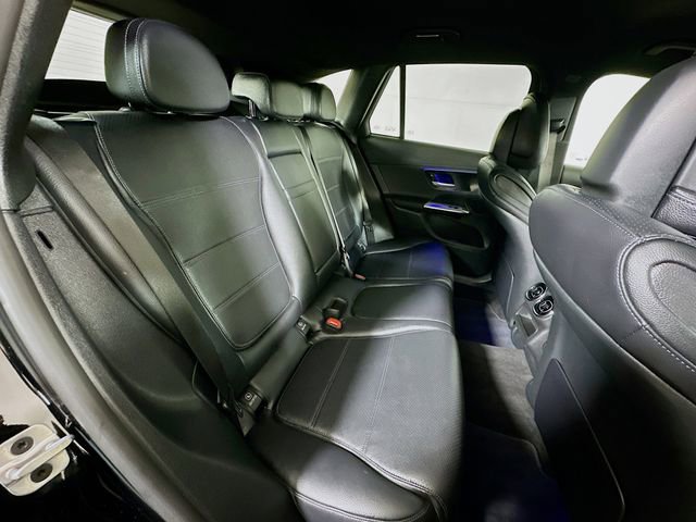 Used 2023 Mercedes-Benz GLC 300 4MATIC image 28