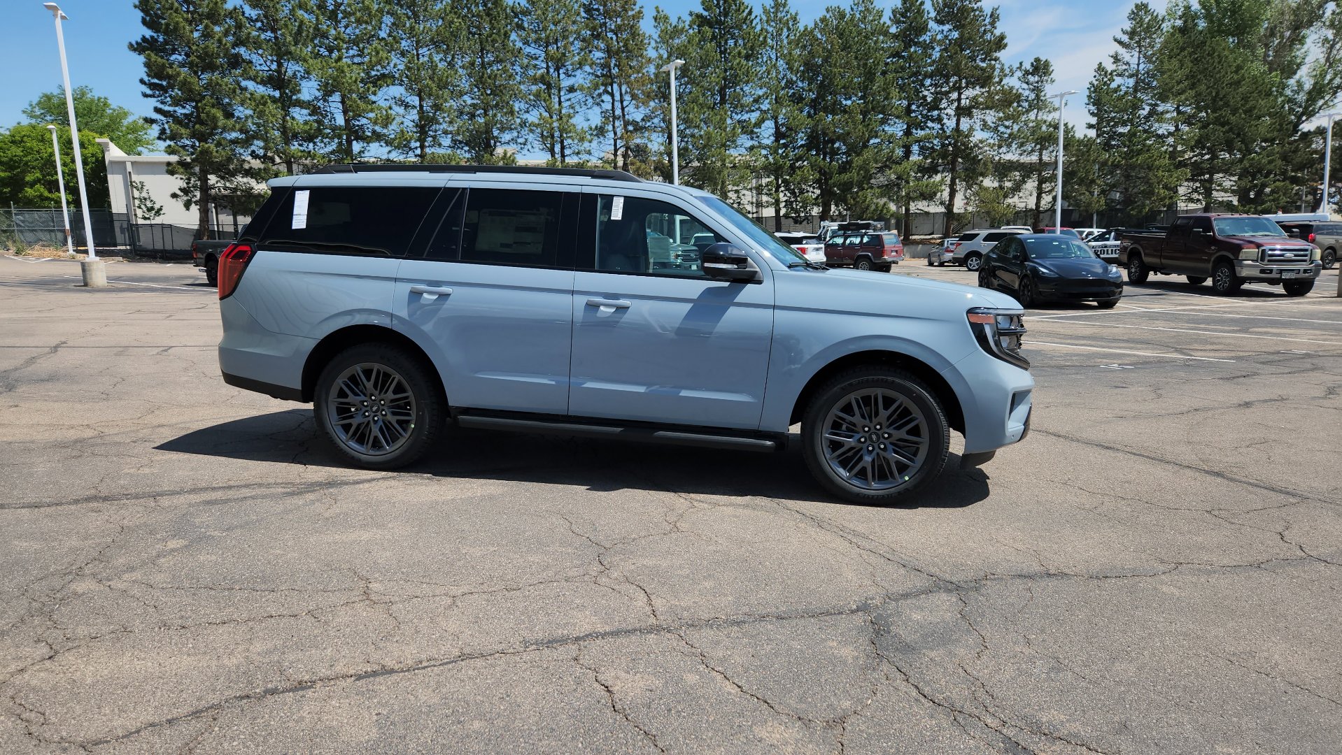 New 2026 Ford Expedition Platinum w/ Stealth Appearance Package AWD/4WD image 17