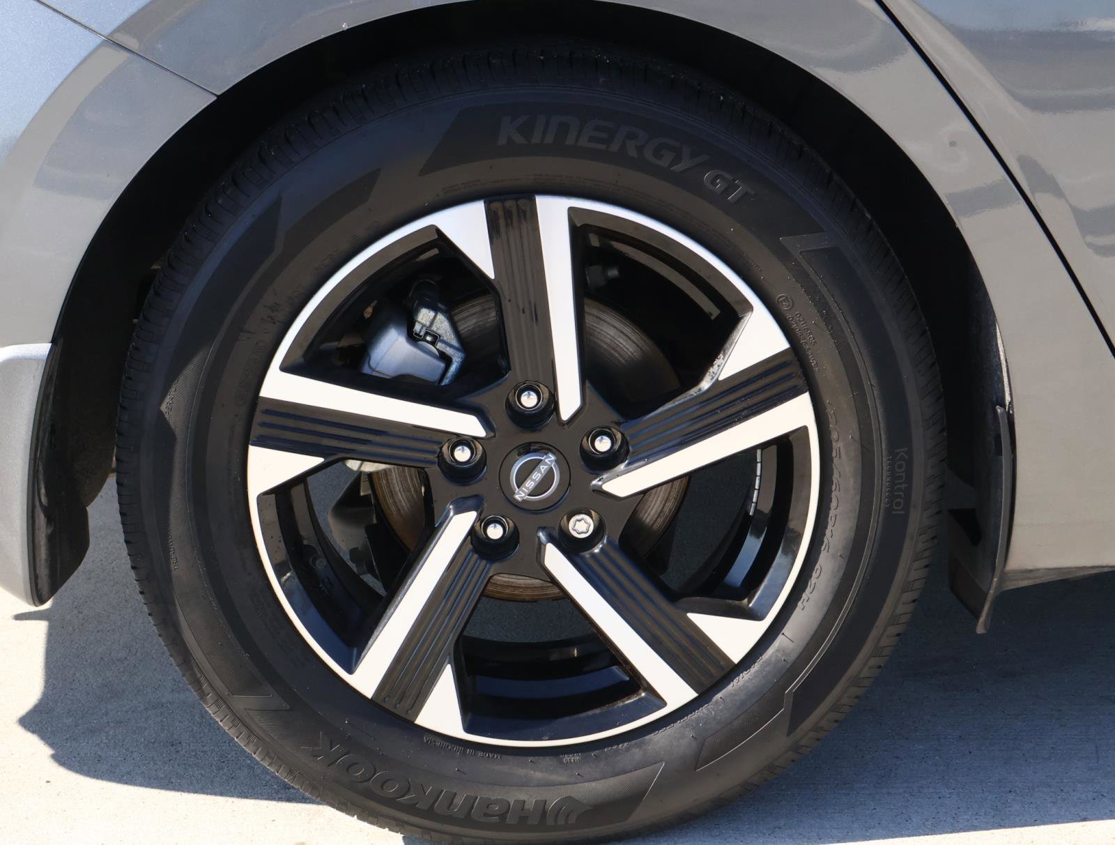 Used 2025 Nissan Sentra SV w/ All-Weather Package image 8