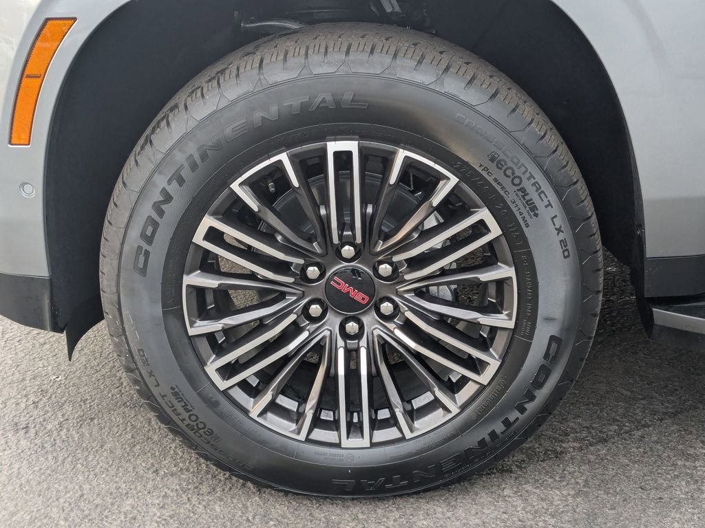 New 2026 GMC Yukon Elevation image 7