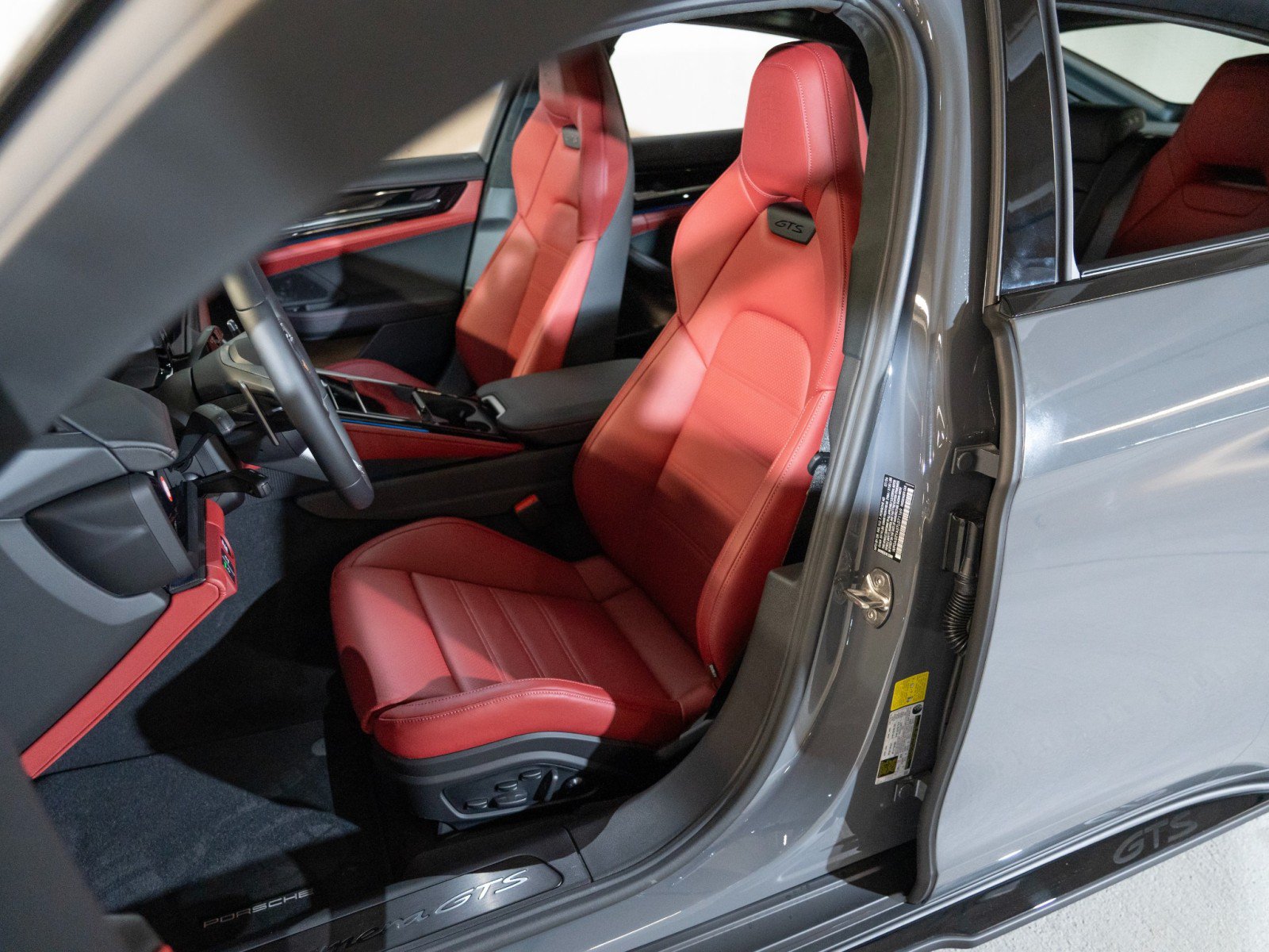 New 2026 Porsche Panamera GTS AWD/4WD image 5