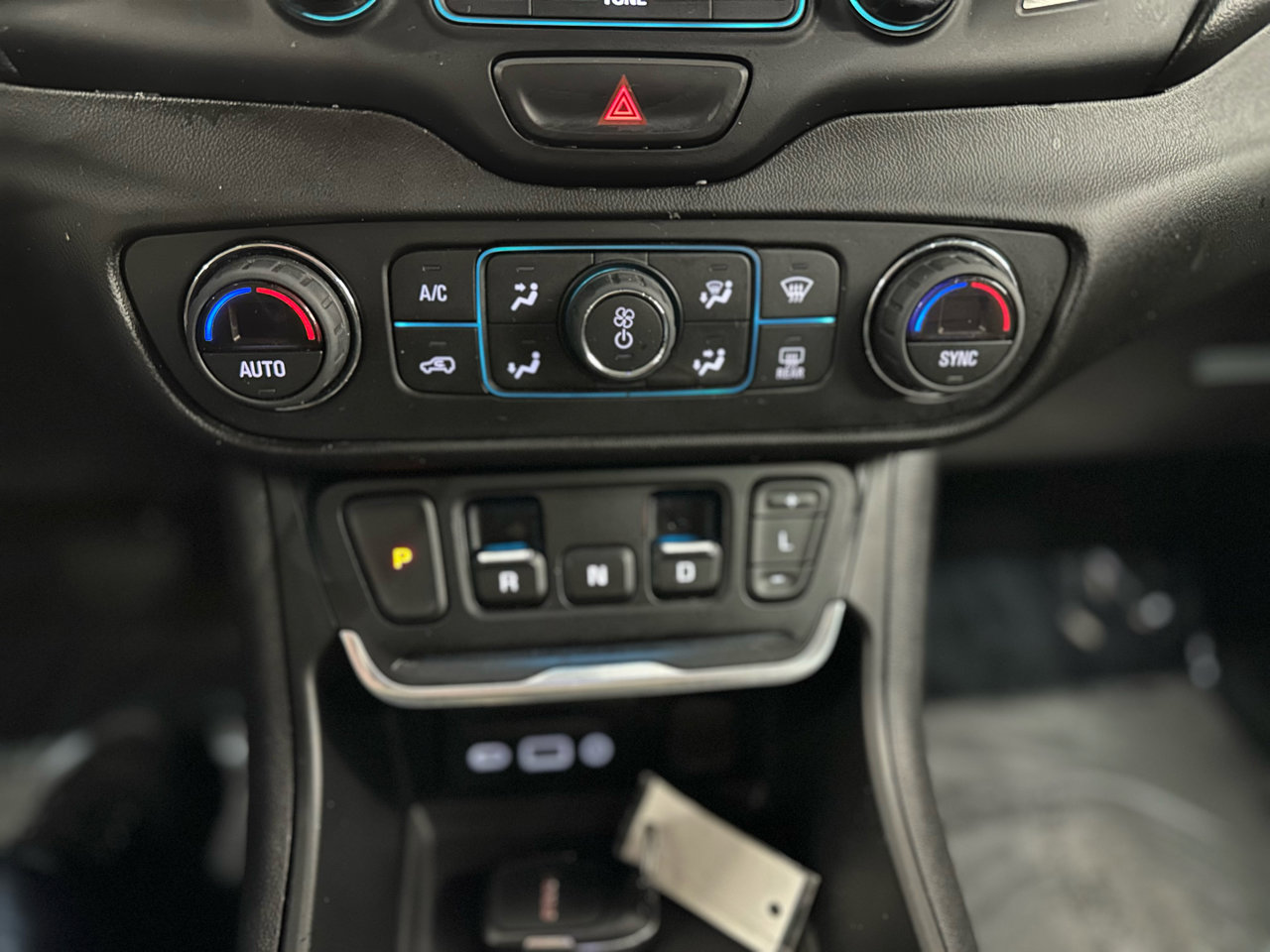 Used 2018 GMC Terrain SLT w/ Infotainment Package II image 21