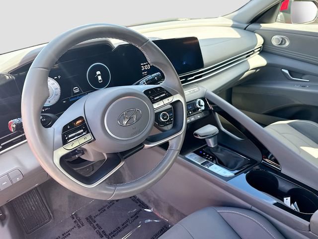 Certified 2023 Hyundai Elantra SEL w/ Convenience Package image 9