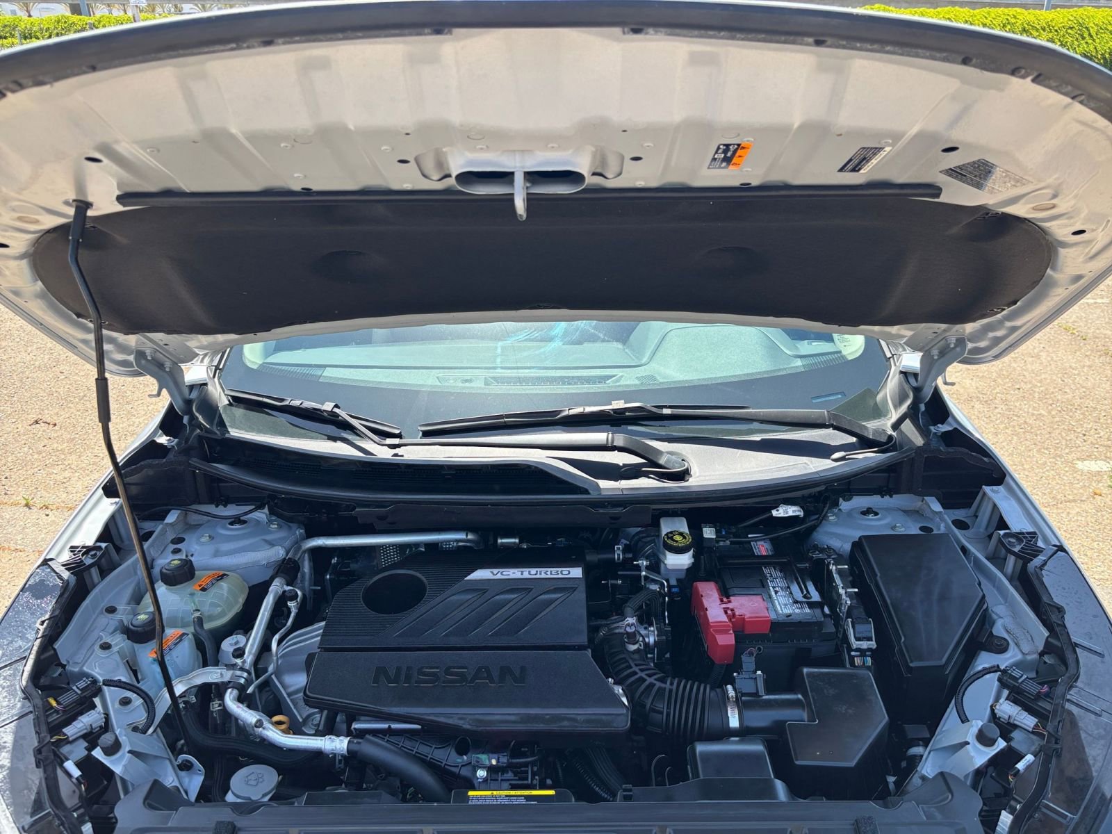 Used 2025 Nissan Rogue SV FWD image 34