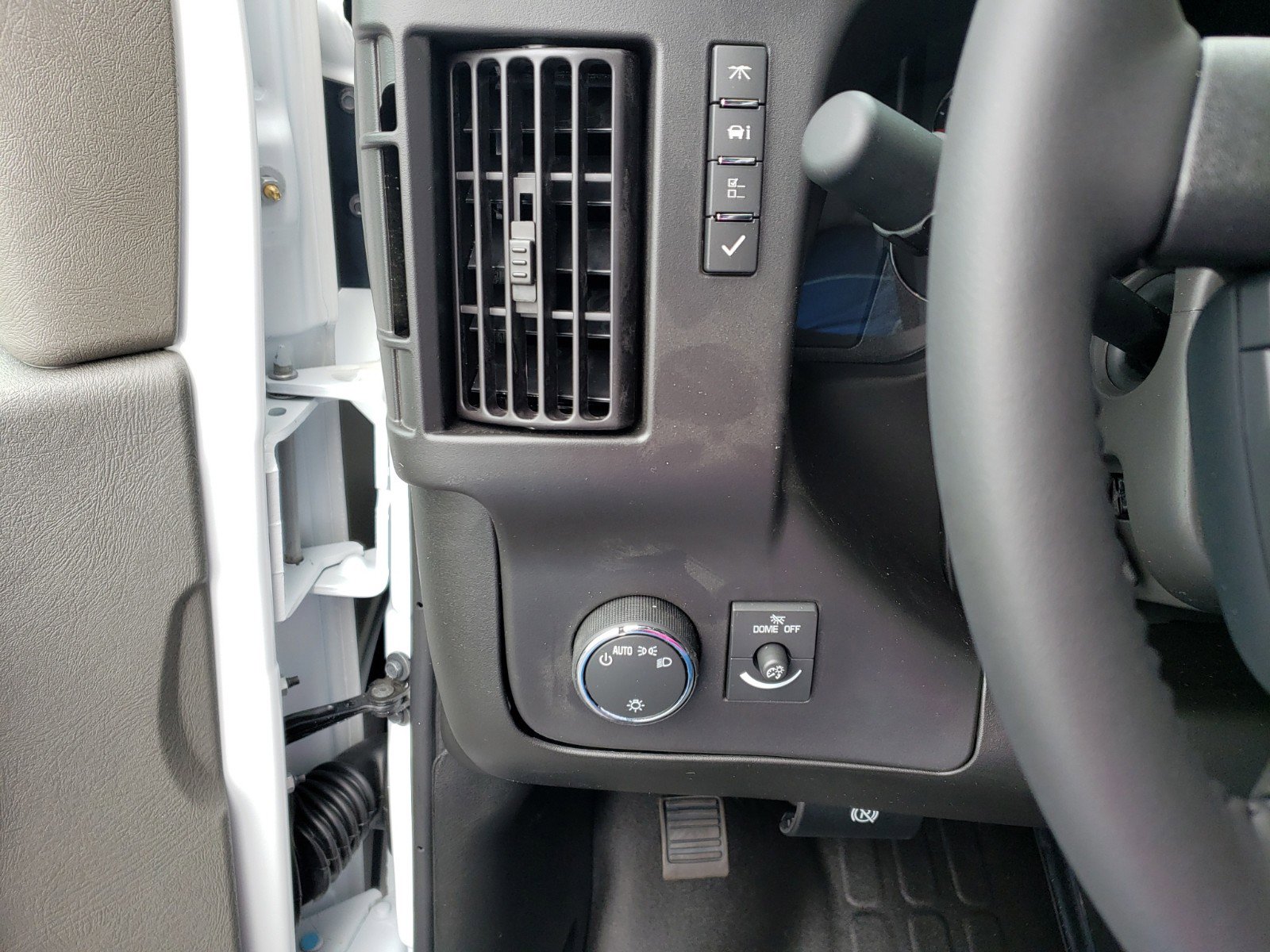 New 2023 Chevrolet Express 2500 Extended w/ Driver Convenience Package image 13