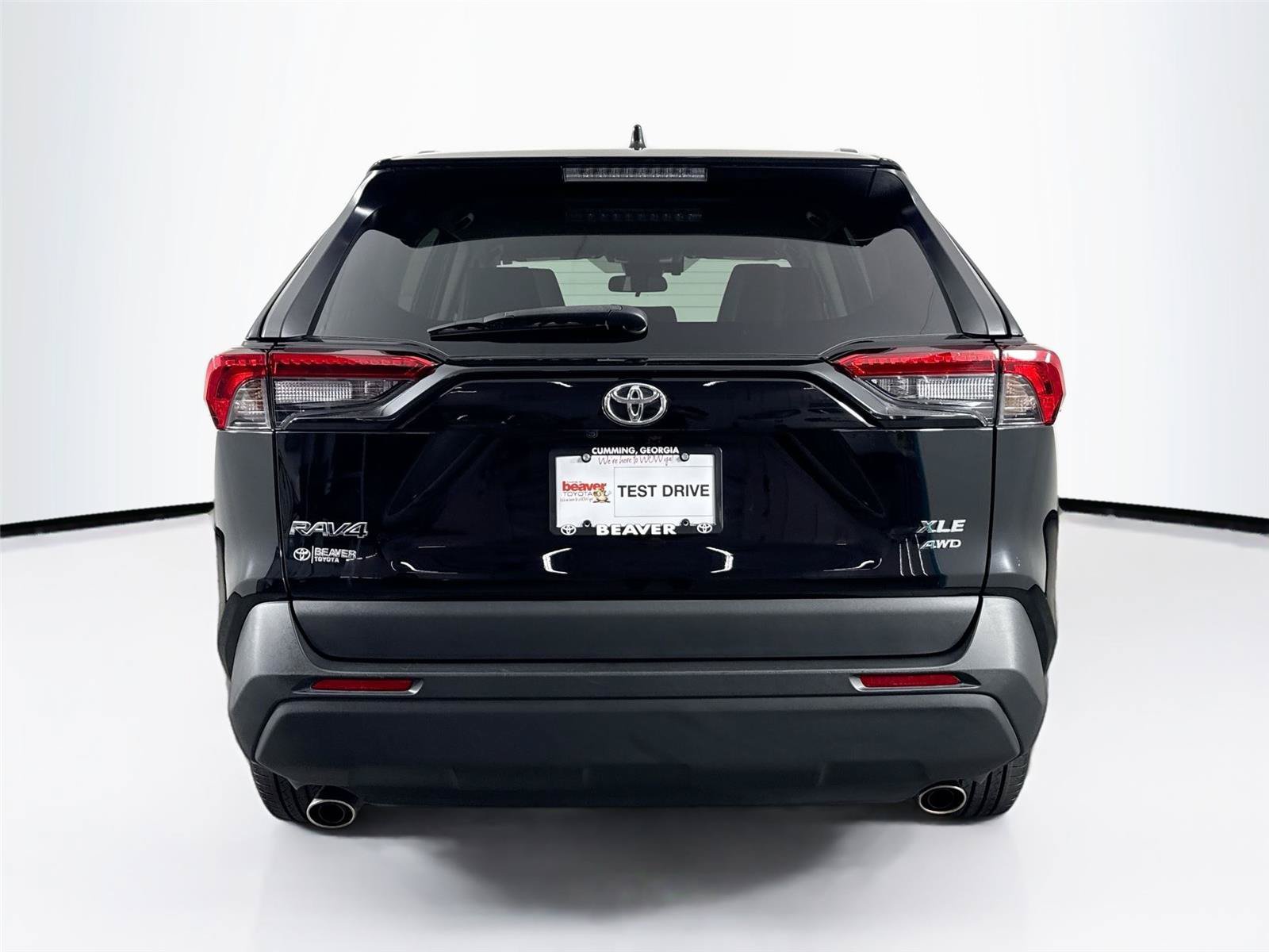 Certified 2022 Toyota RAV4 XLE Premium AWD/4WD image 11