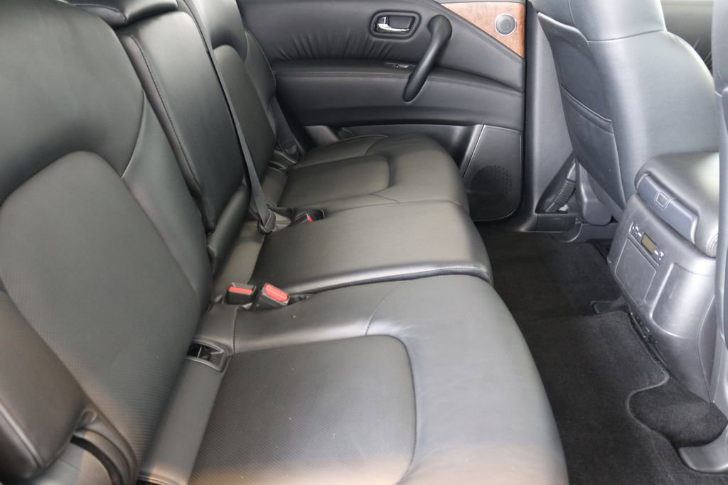 Used 2024 Nissan Armada SL image 34