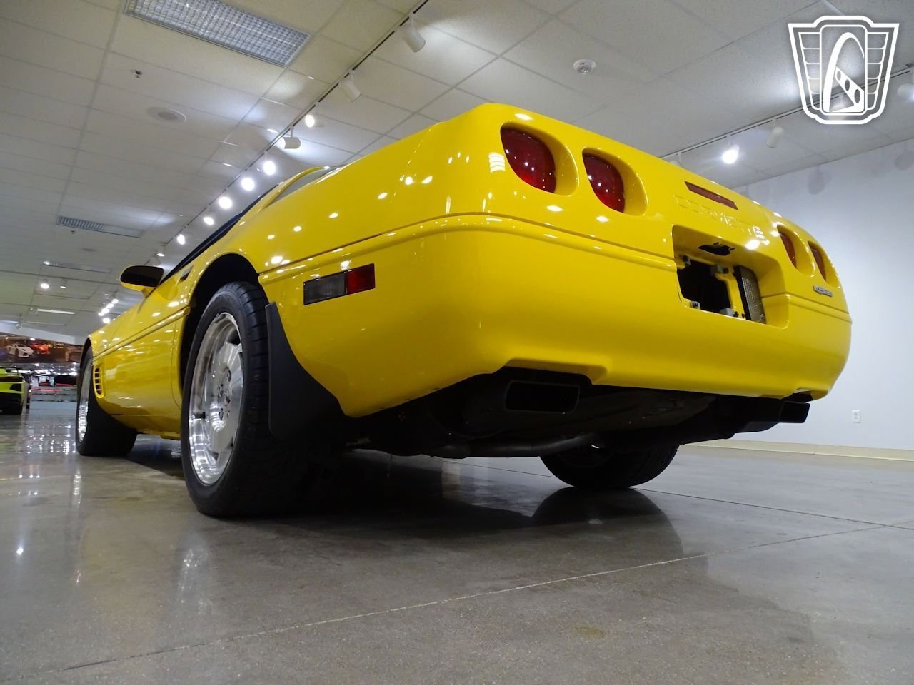 Used 1996 Chevrolet Corvette Coupe RWD image 11