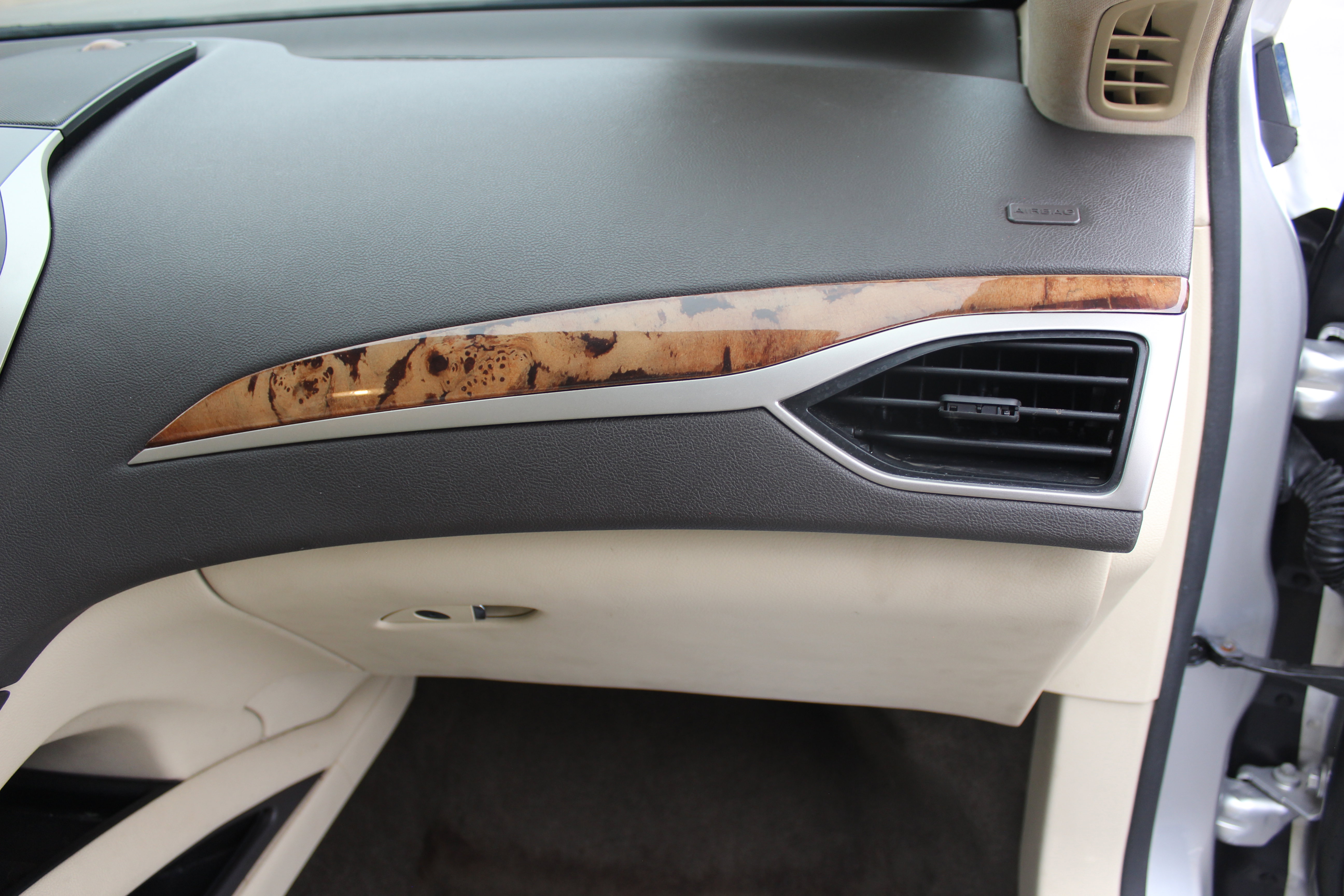 Used 2013 Lincoln MKZ Base image 48