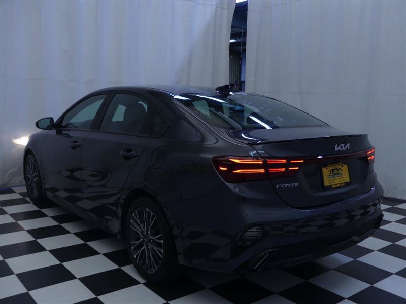 Used 2024 Kia Forte GT-Line w/ GT-Line Premium Package FWD image 5