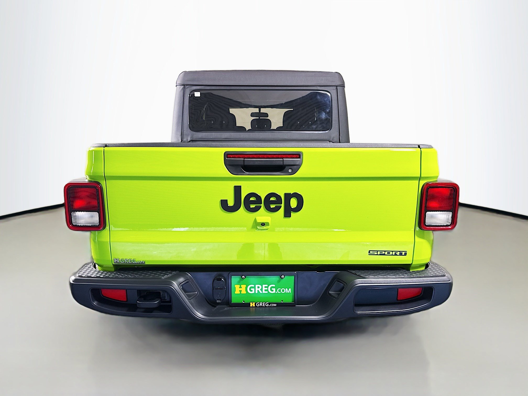 Used 2021 Jeep Gladiator Sport AWD/4WD image 8