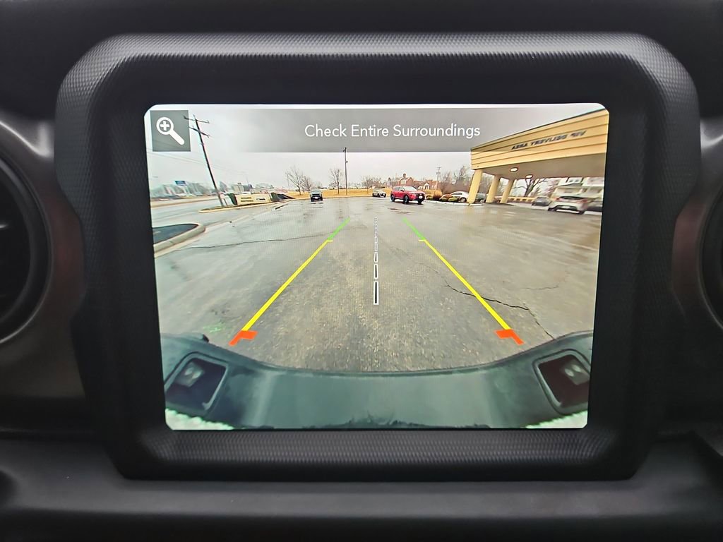 Used 2022 Jeep Gladiator Sport image 21