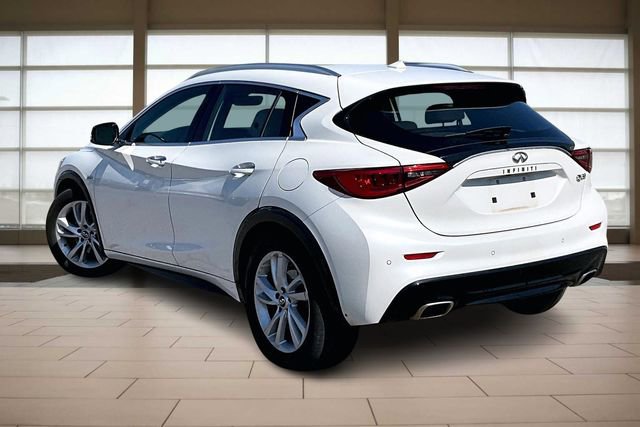 Used 2018 INFINITI QX30 Premium w/ Navigation Package image 13