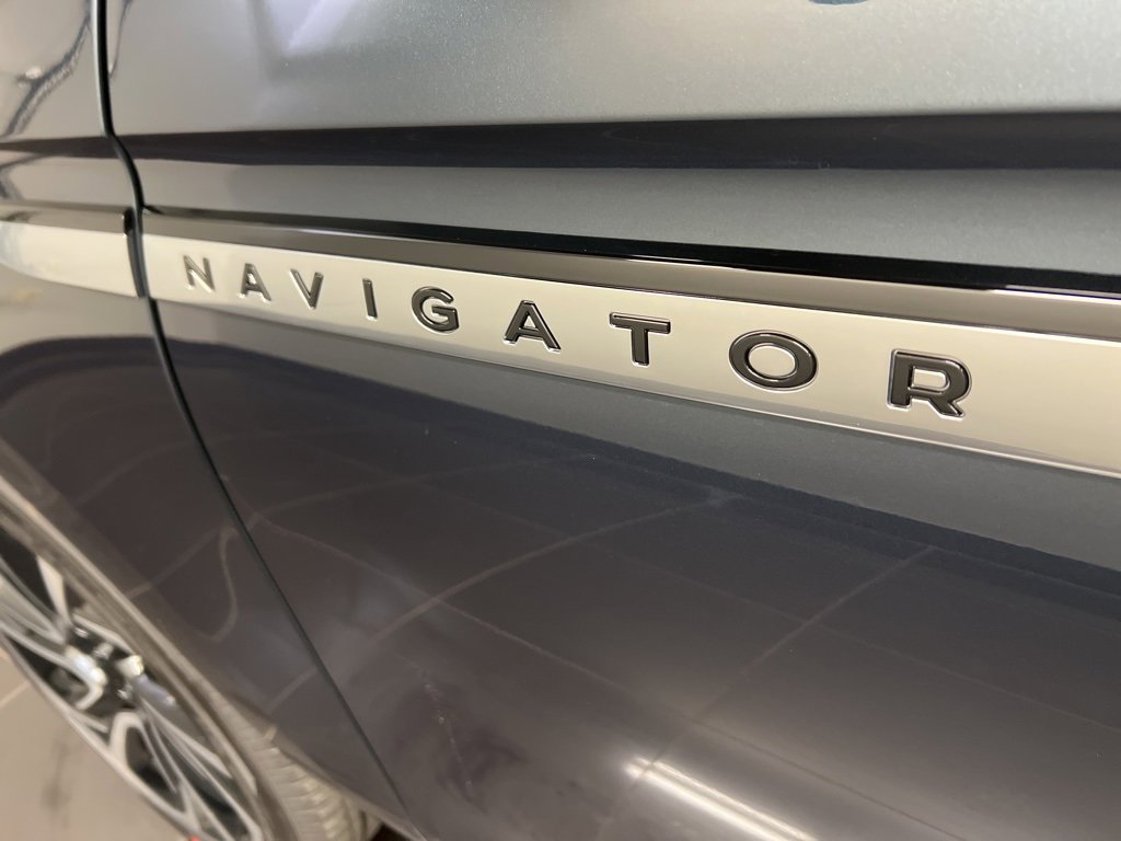 New 2026 Lincoln Navigator Reserve image 43