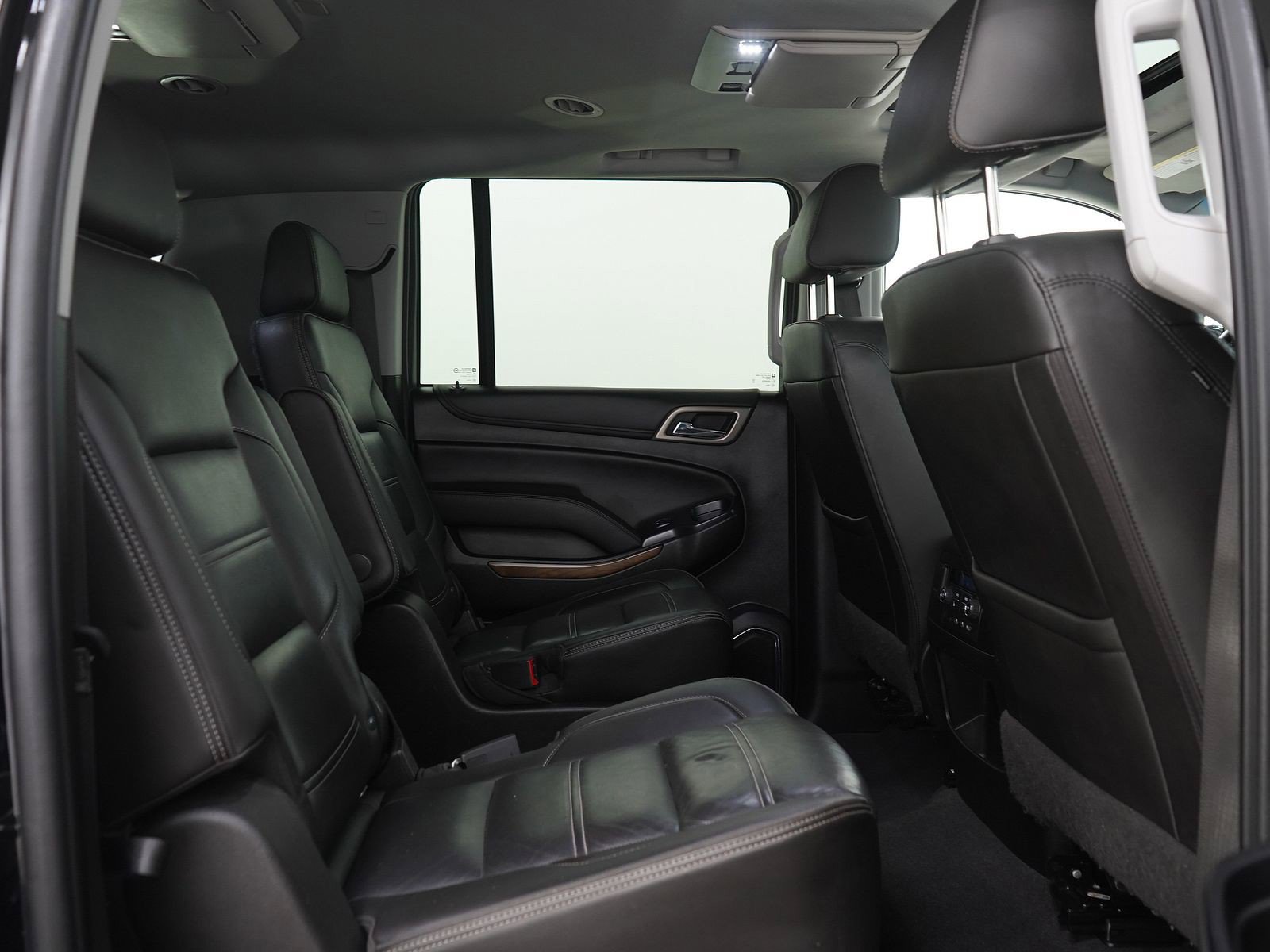 Used 2019 GMC Yukon XL Denali w/ Denali Ultimate Package AWD/4WD image 13