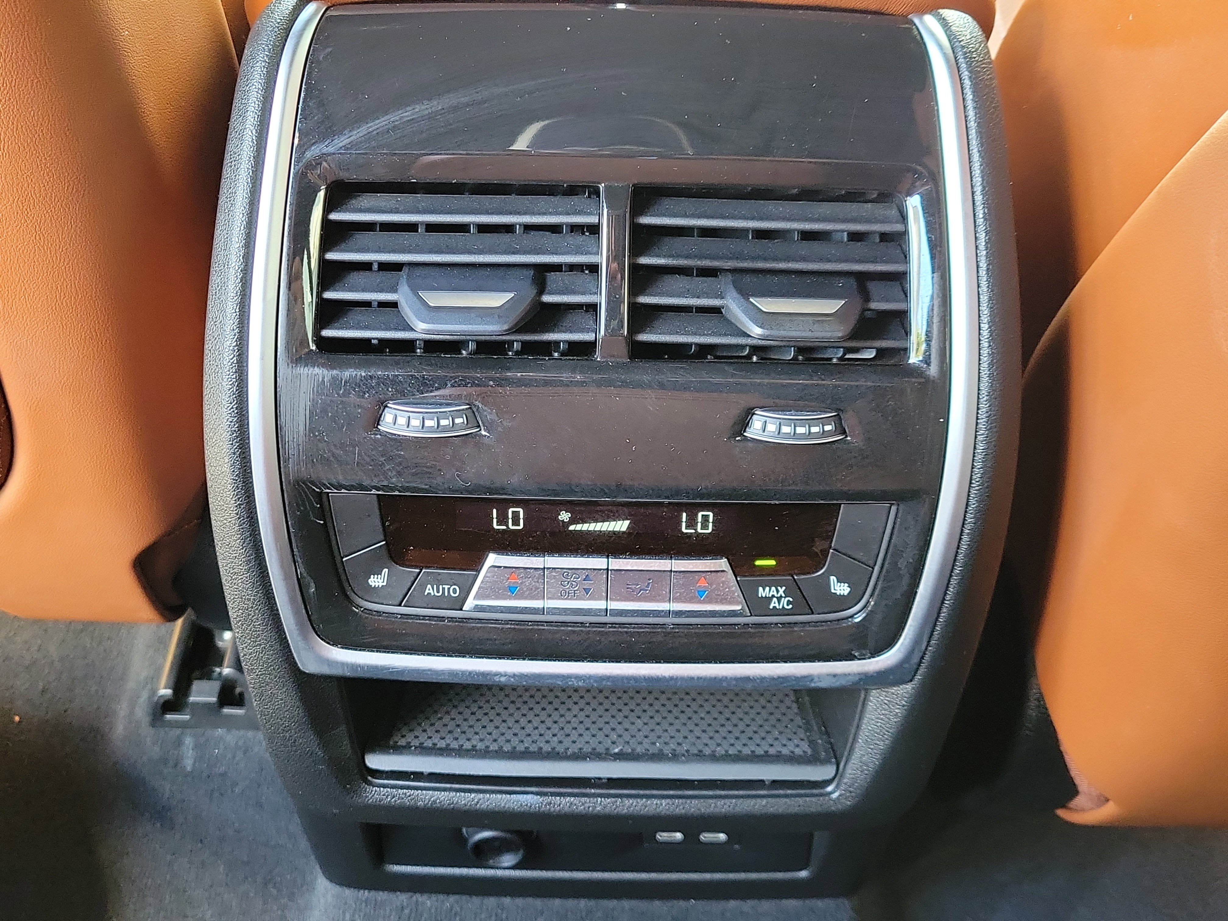 Used 2024 BMW X7 M60i w/ Executive Package AWD/4WD image 15