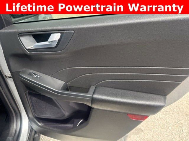 Used 2024 Ford Escape ST-Line AWD/4WD image 18