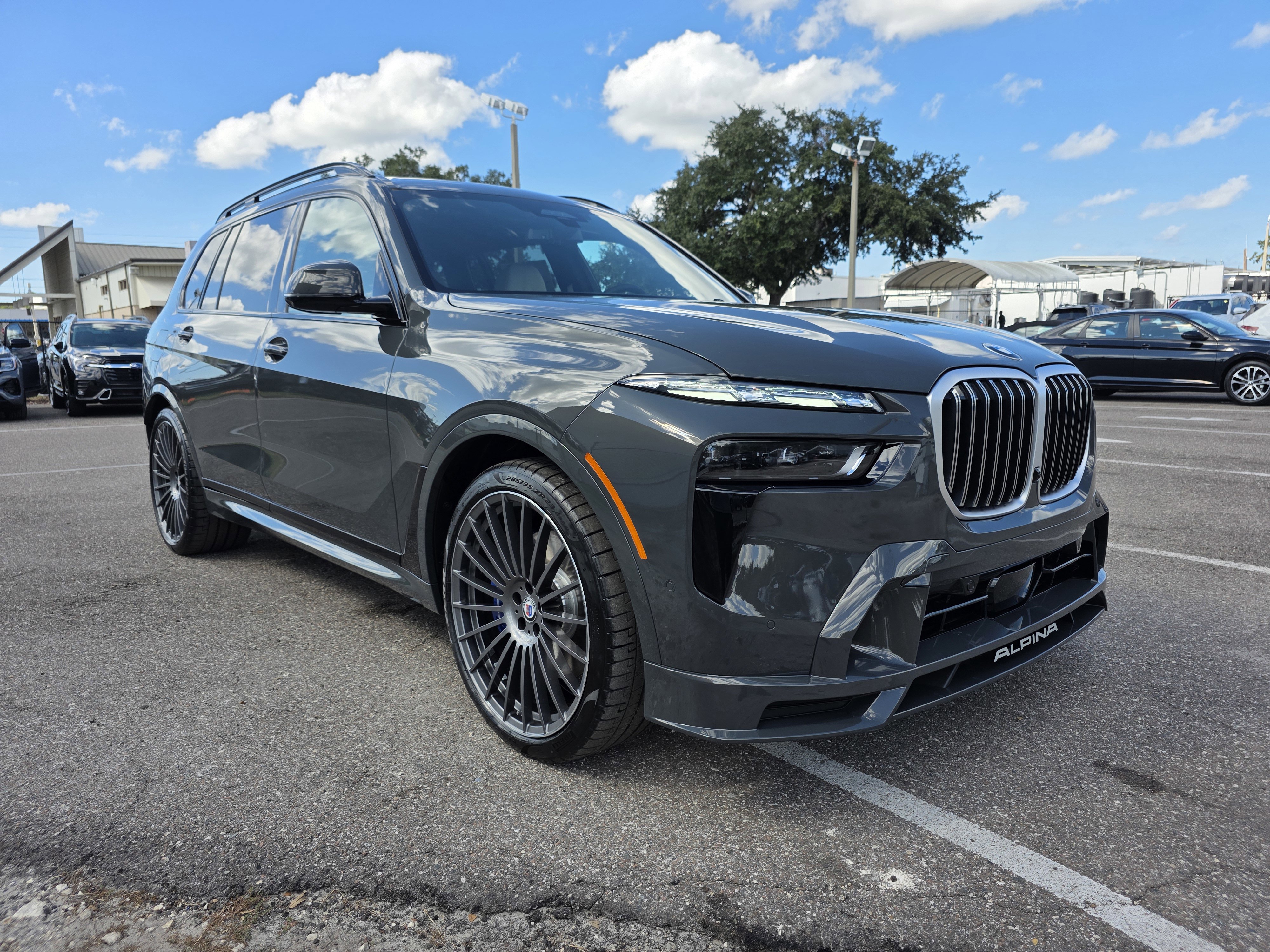 New 2026 BMW ALPINA XB7 image 1