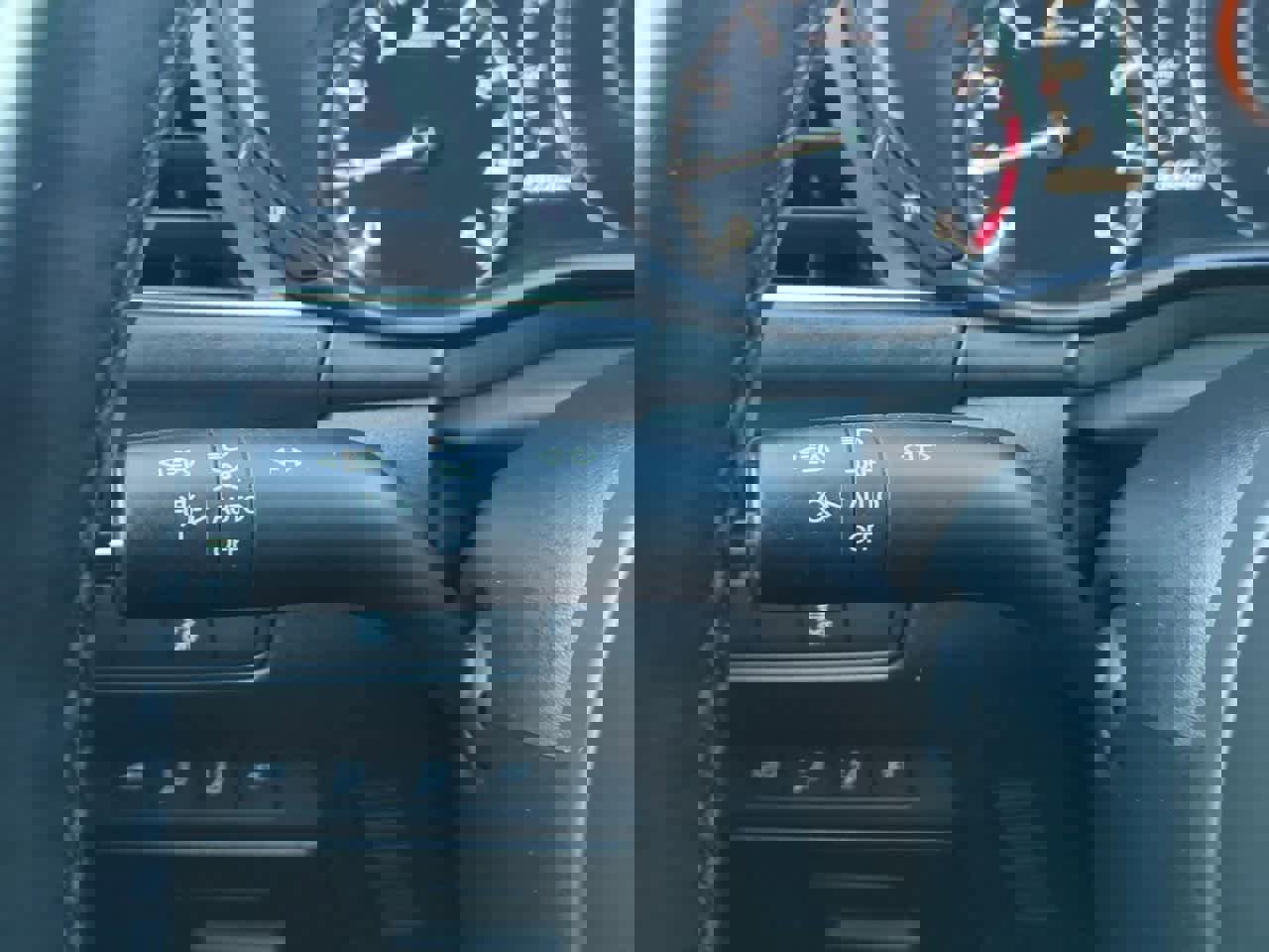 New 2026 MAZDA MAZDA3 Hatchback w/Premium Plus Pkg image 26