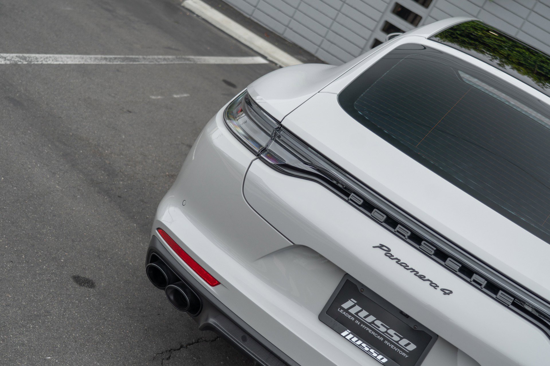 Used 2023 Porsche Panamera 4 Platinum Edition image 26