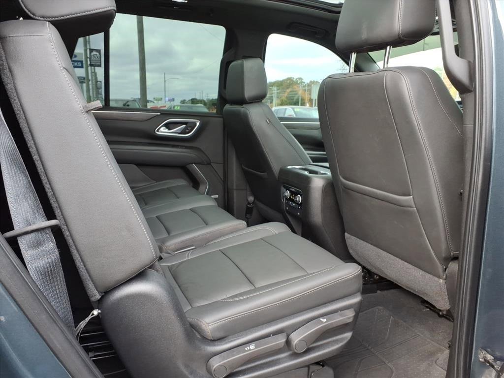 Used 2021 Chevrolet Tahoe LT w/ LT Signature Package image 12