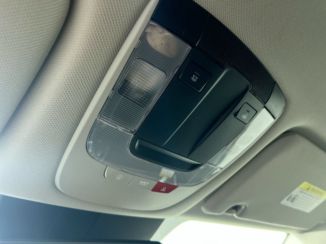 Used 2022 Kia Sorento EX w/ Panoramic Sunroof Package FWD image 19