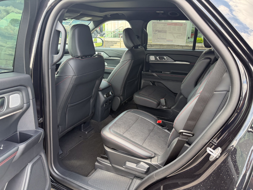 New 2026 Ford Explorer ST w/ Sun And Sound Package AWD/4WD image 15
