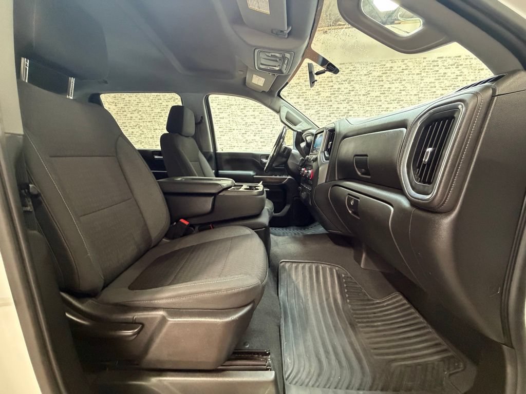 Used 2022 Chevrolet Silverado 2500 LT w/ Convenience Package AWD/4WD image 9