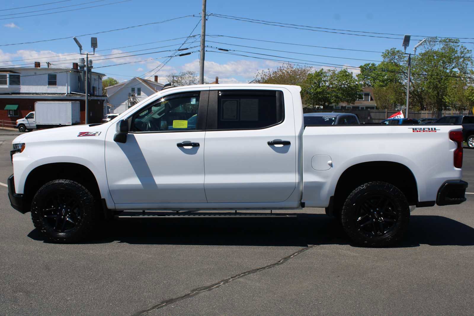 Used 2021 Chevrolet Silverado 1500 LT Trail Boss w/ Convenience Package II AWD/4WD image 4