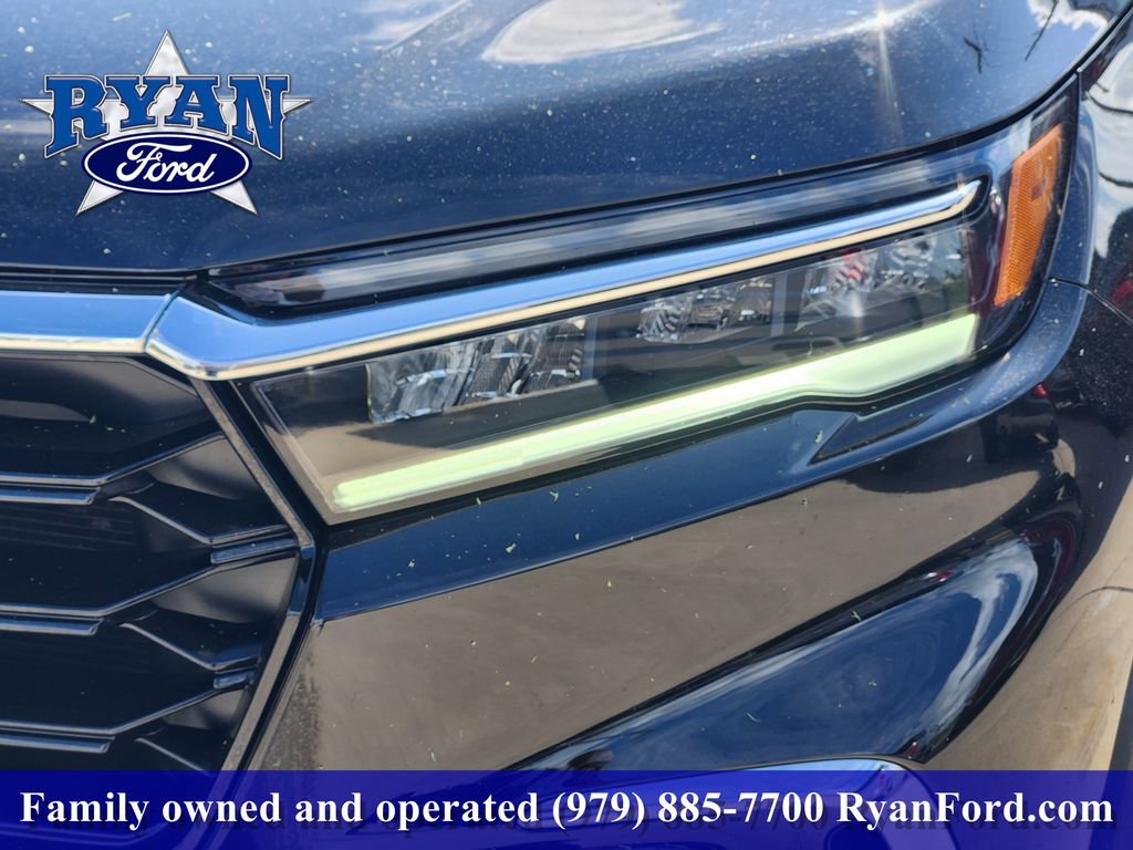 Used 2025 Honda Pilot Elite image 7