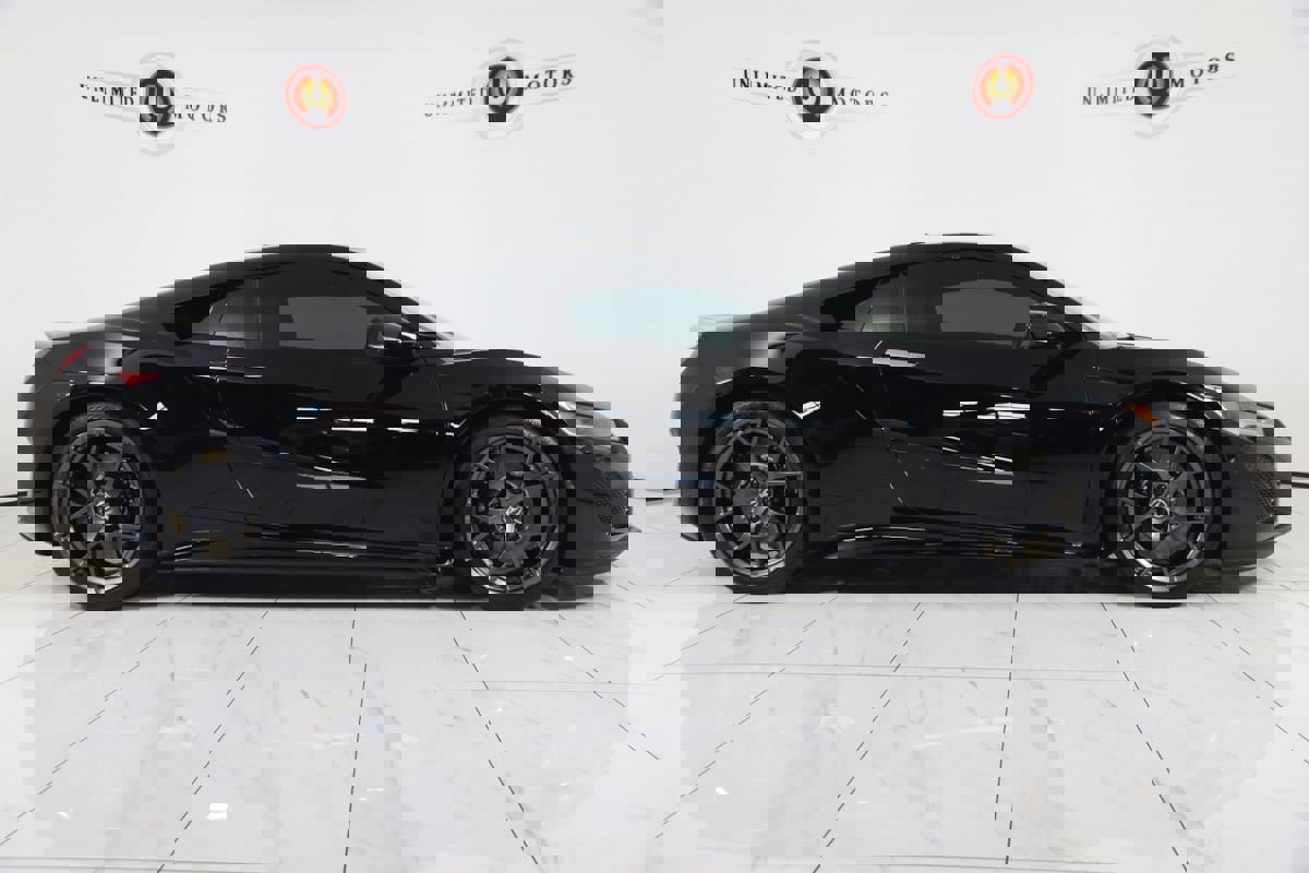 Used 2021 Acura NSX image 2