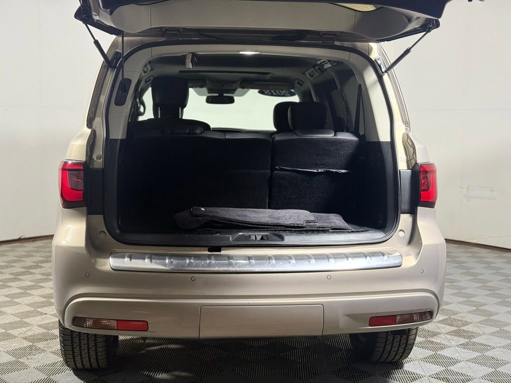 Used 2018 INFINITI QX80 4WD w/ Driver Assistance Package image 6