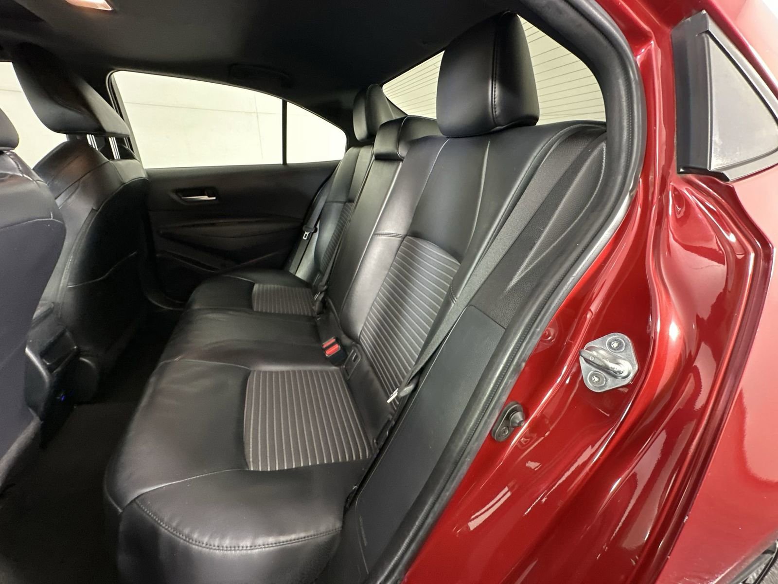 Used 2021 Toyota Corolla XSE image 23