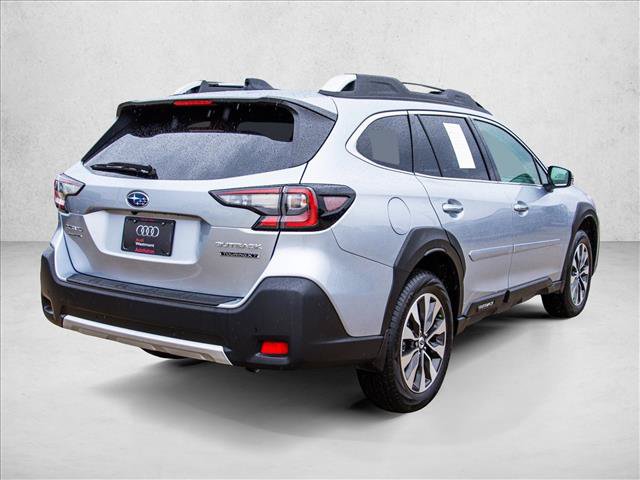 Used 2025 Subaru Outback Touring XT AWD/4WD image 5