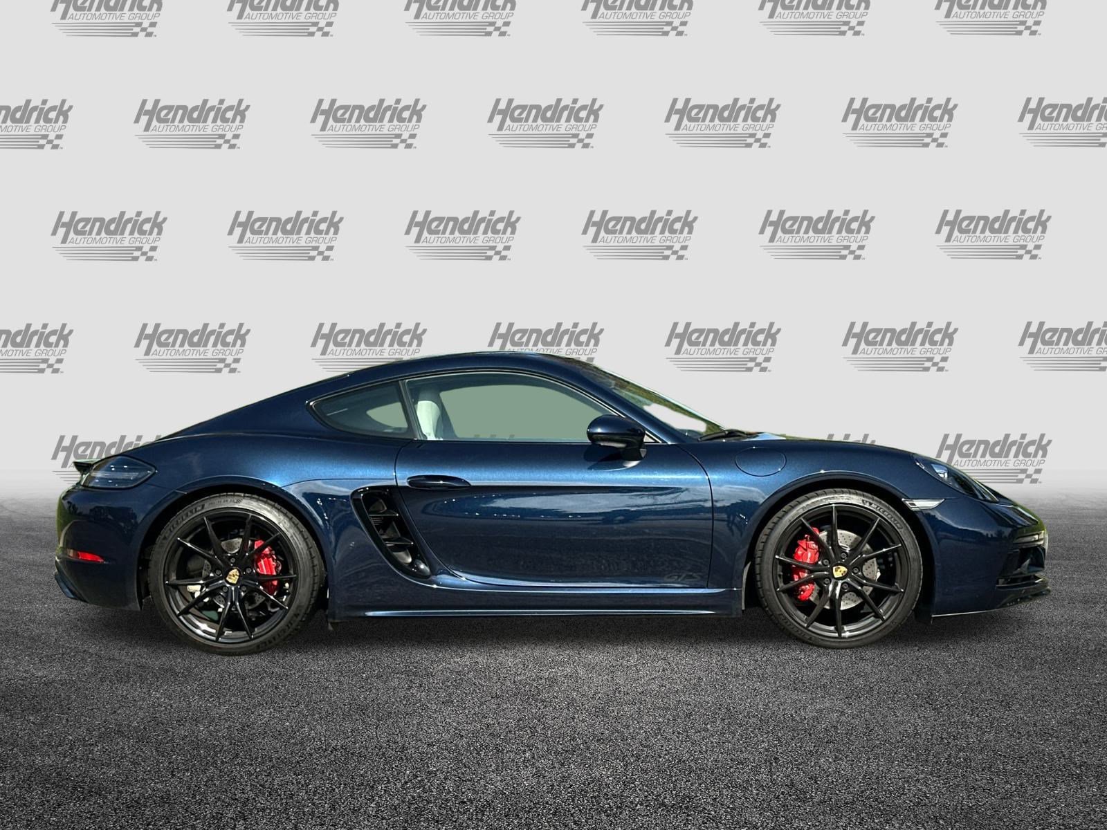Used 2019 Porsche 718 Cayman S image 3