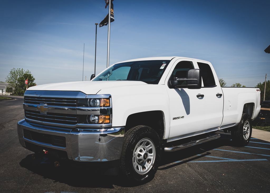 Used 2015 Chevrolet Silverado 3500 W/T w/ WT Convenience Package AWD/4WD image 5