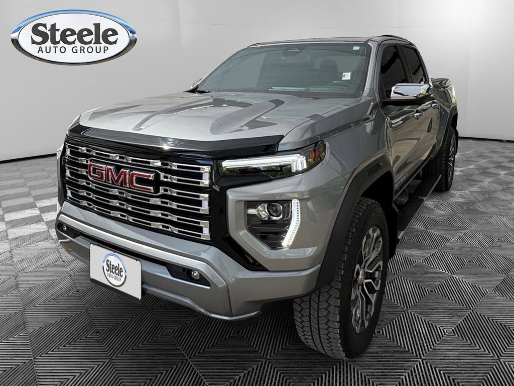 Certified 2024 GMC Canyon Denali AWD/4WD image 1