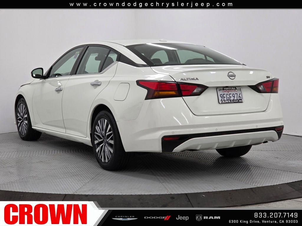 Used 2023 Nissan Altima 2.5 SV image 5