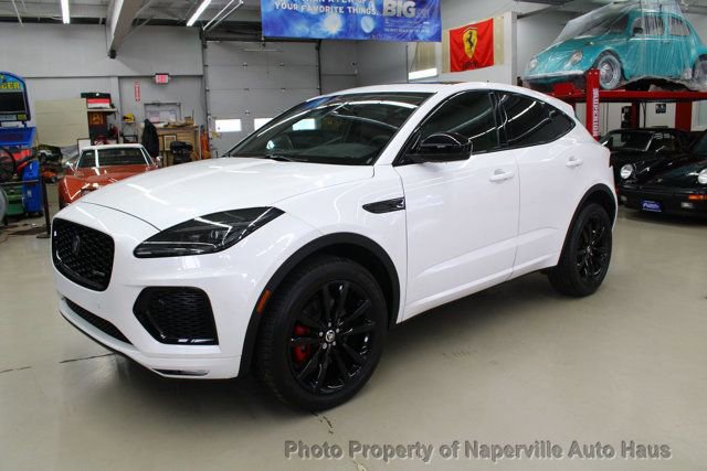 Used 2024 Jaguar E-PACE R-Dynamic SE image 3