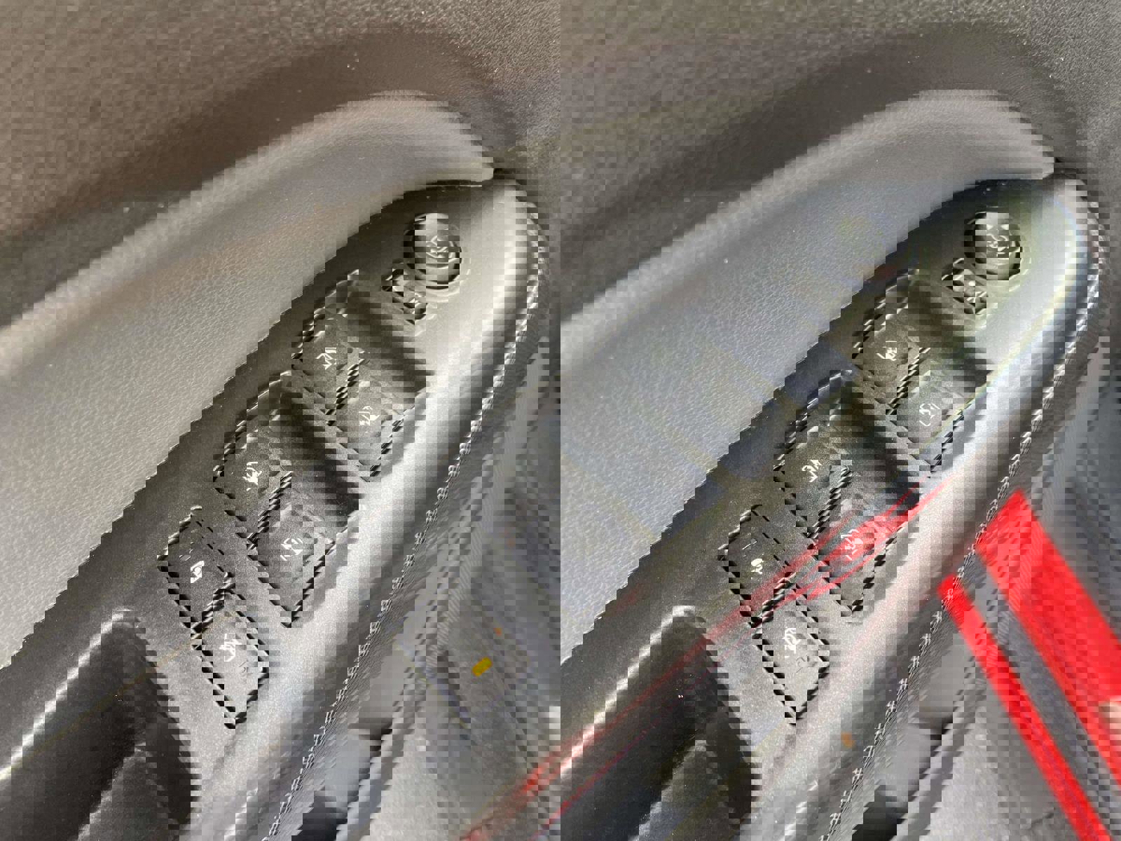 Used 2016 Chevrolet Colorado Z71 image 20