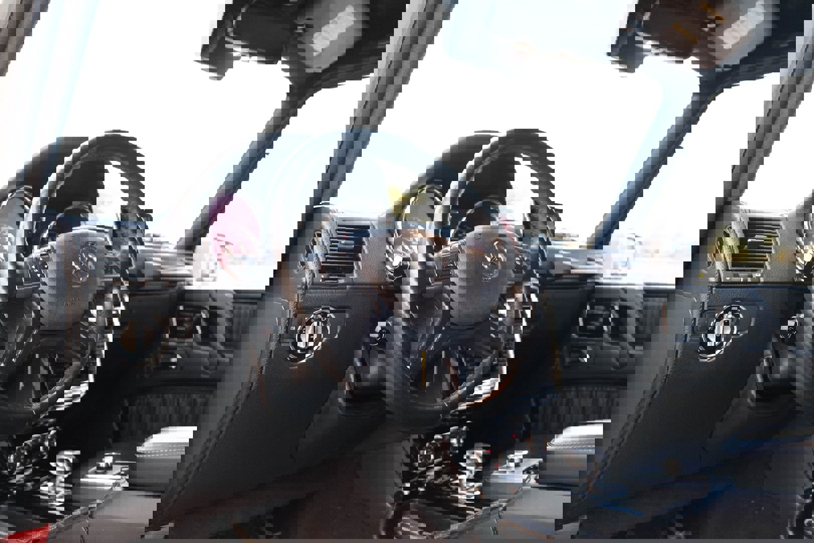 Used 2014 Mercedes-Benz G 63 AMG 4MATIC image 17